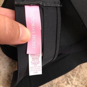 Victoria's Secret Swim - Victoria Secret Bikini Top Victoria's Secret Swim - Victoria Secret Bikini Top